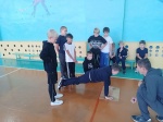 Спортивное утро в школе: третьеклассники сдают нормы ГТО