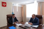 Губернатор Роман Бусаргин встретился с главой Пугачёвского района Алексеем Яниным. 