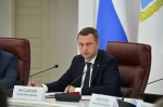 Губернатор Роман Бусаргин провел постоянно действующее совещание с зампредами и министрами Правительства области. 