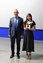 Выпускница р.п.Духовницкое награждена Почетным знаком Губернатора Саратовской области
