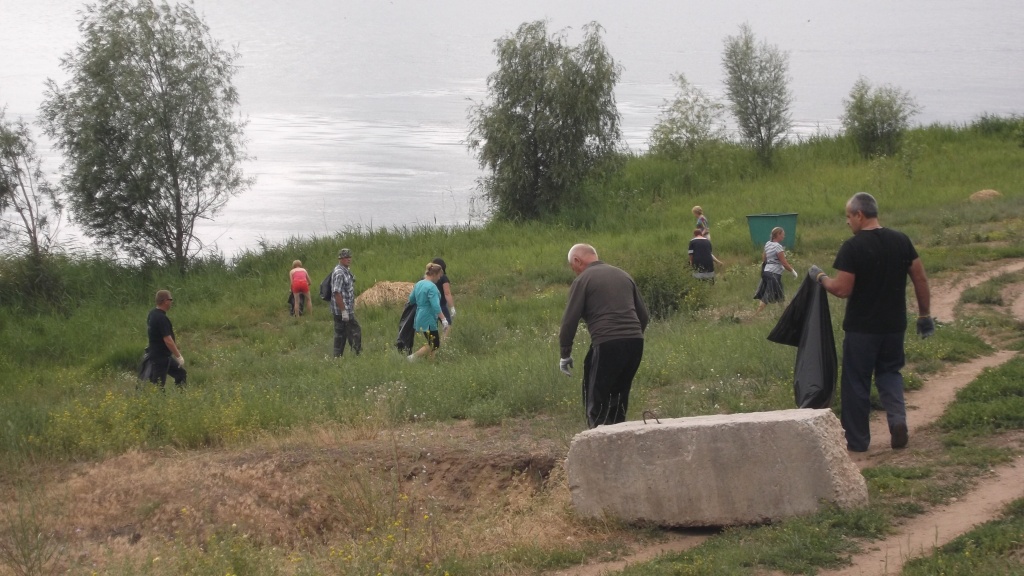 Акция "Волге - чистые берега"