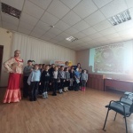 «Весело играем – дружно зиму провожаем»