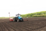 В хозяйства района продолжается сев яровых культур.