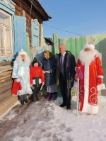 Поздравили самых юных жителей муниципального образования