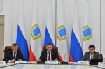 Губернатор Роман Бусаргин провел постоянно действующее совещание с руководителями министерств и ведомств Правительства области. 
