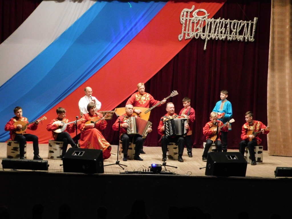 Фестиваль Народов много страна одна 4.jpg